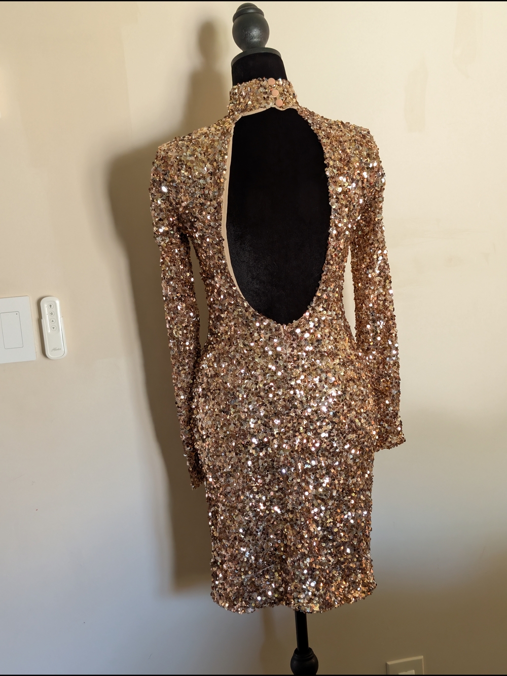 NWT Nookie Sequin High Neck Backless Mini Dress - Champagne Rose Gold Size S - Picture 3 of 7